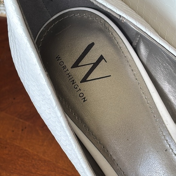 Worthington White Faux Patent Leather Snakeskin Pointed Toe Heels 80s 90s Pumps - Picture 7 of 16